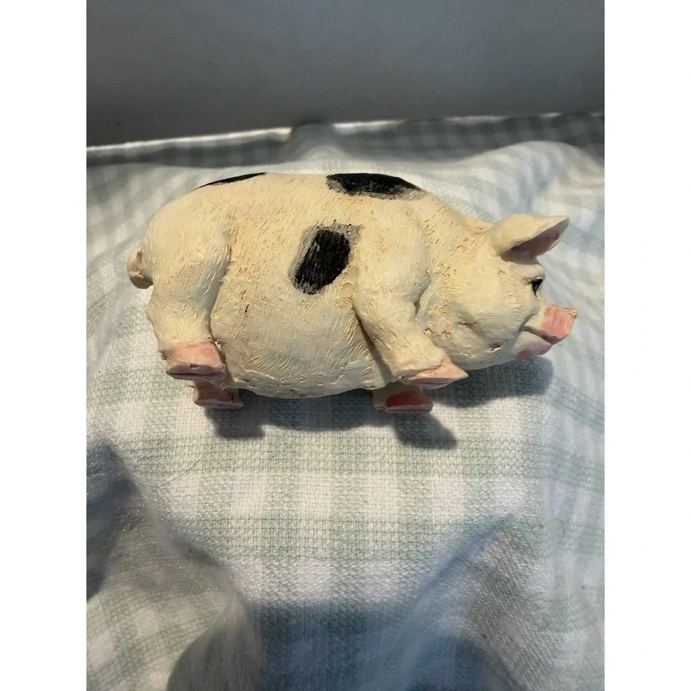 Pig Figurines set Of 2 Farmhouse Decor